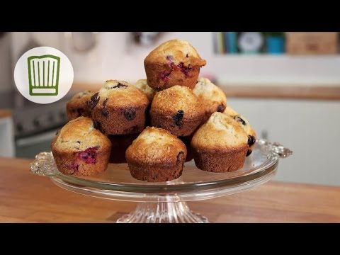 Muffins mit Schokostückchen - Muffin Rezept einfach. 