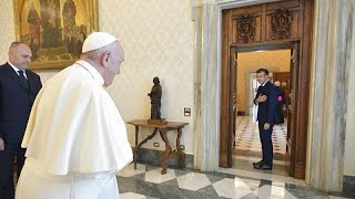 Macron de nouveau chez le pape, un geste envers les catholiques