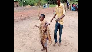 Kebe-Kebe Du Village Ikouélé