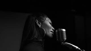 Wendy shay performing 'emergency' (acoustic video). (c) 2020. rufftown
records / midas touch inc song produced by genius selection
songwriters: bullet & wend...