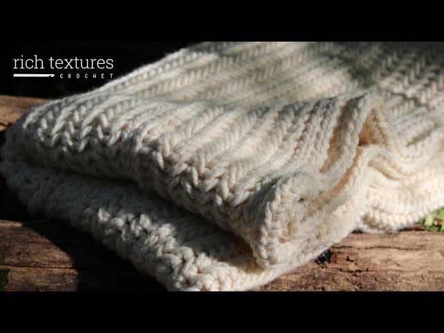 Fast & Easy Crochet Blanket Tutorial (Bernat Blanket Yarn Pattern) 