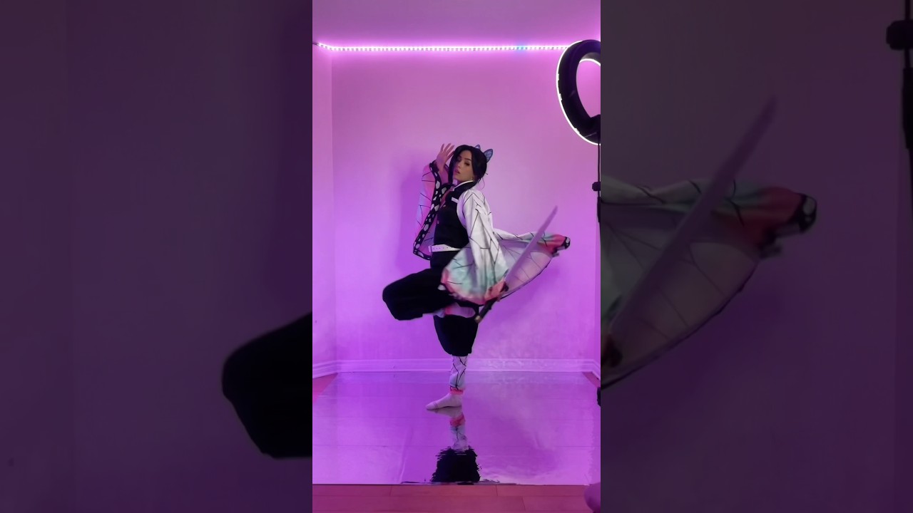 Oh heyyy😅 #bts #cosplay #demonslayer #shinobu #funny #cosplaytransformation