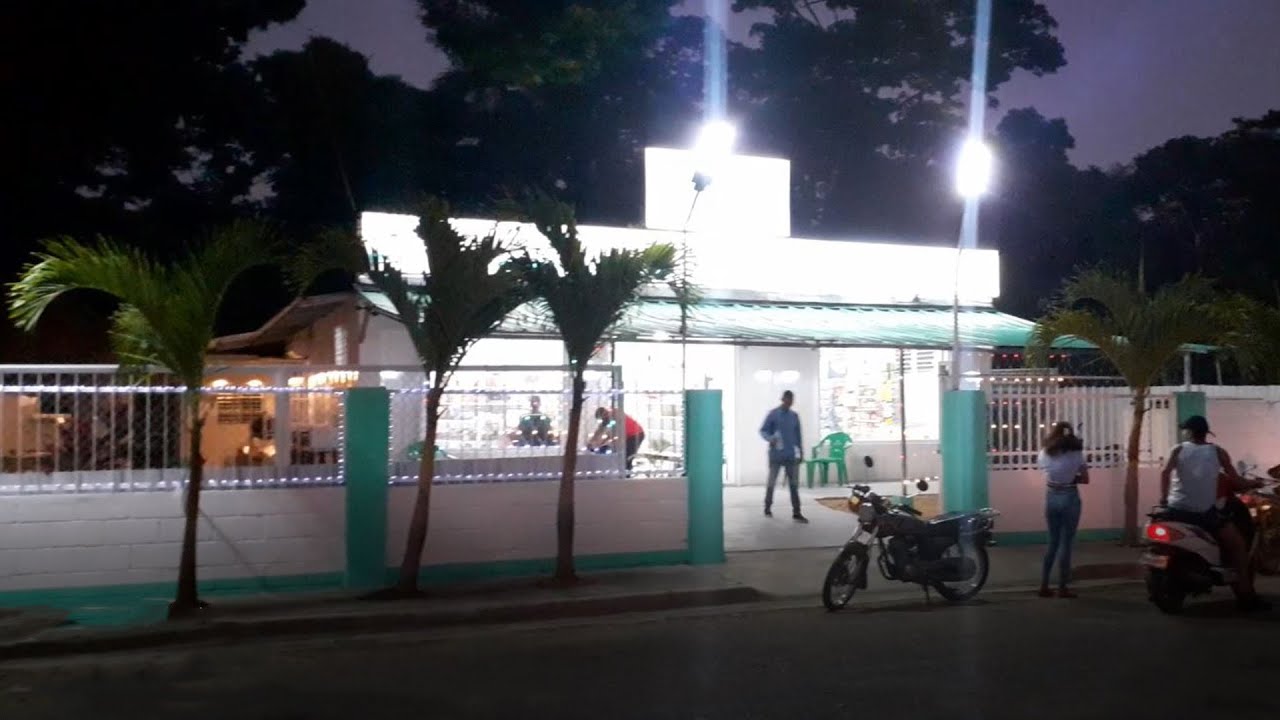 Lux Market in La Mulata, Sosua | Bar, BBQ area, supermarket