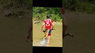 Sát thủ bắt cá số 1 người vùng cao #shorts #nguoivungcao #aevungcao #batca #catchfish