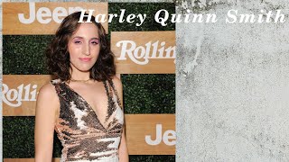 Harley Quinn Smith - MiniBio (English)