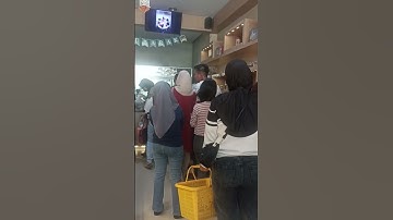 JAVA BAKERY PALING LARIS KARENA MEMANG RASANYA SPECIAL #ytshorts #roti #mantap #tegal