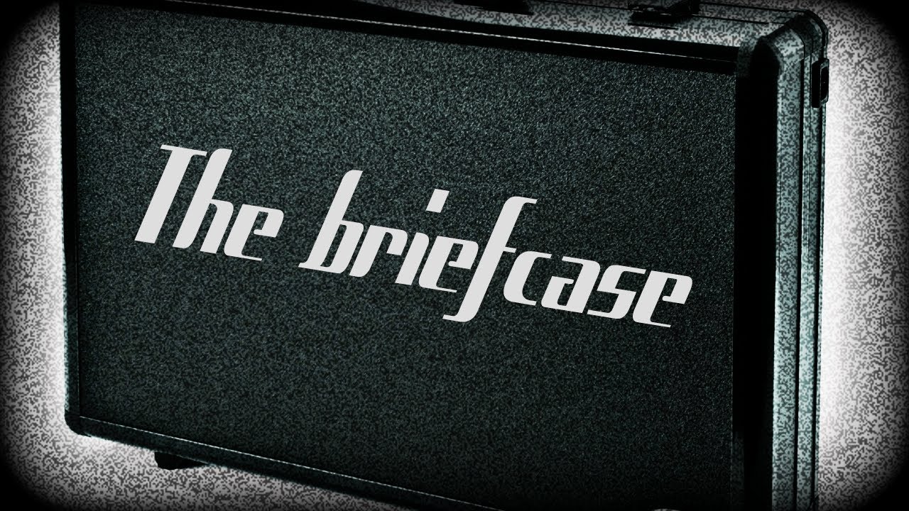 Прохождение The Briefcase [Бабайка, охраняющая чемодан!]