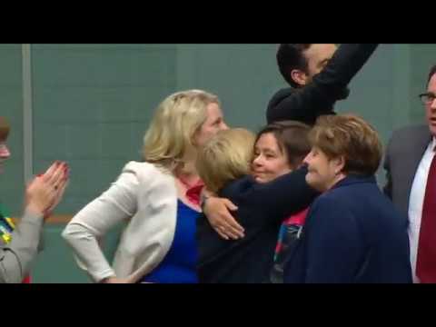 THE MOMENT!! Australia Legalises Same Gender Marriage #marriageequality