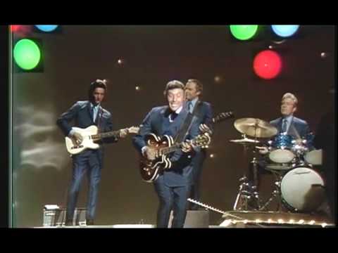 Johnny Cash Show: Carl Perkins - Blue Suede Shoes (HQ)