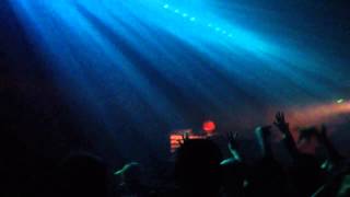 Tommy Trash - Ladi Dadi (Live) Resimi