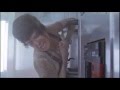 Sigourney Weaver, Foot grab and losing shoe - Aliens