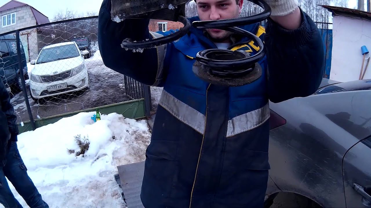 Замена задних пружин на KIA Cerato