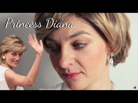 Video: Hvorfor Prinsesse Diana Sluttet å Bruke Denne Sminken