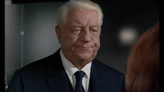 le pacha 1968 ( jean gabin 'andré pousse  michel audiard  ( on n'emméne pas  des saucisses quand on.