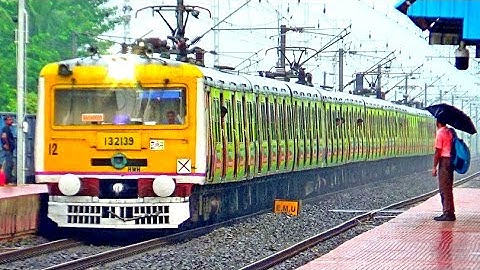 RAINY EVENING HOWRAH-BARDDHAMAN(CHORD) EMU LOCAL TRAIN BEAUTIFUL ARRIVING || INDIAN RAILWAY