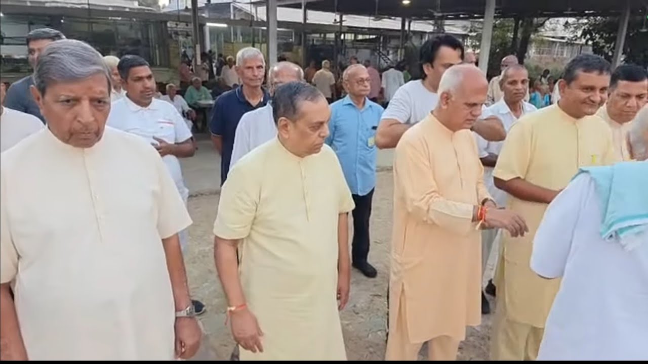 02-03-2026 #3 Dada Bhagwan Aptaputra's & Mahatmao Sathe Holi Pragatya@Sarv Mangal, Lapkaman, A'bad 