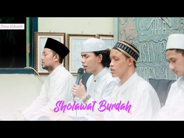 Gus Roqi Ft Fandi iraone Dzaka qubabun - Burdah ( zona kekasih 🌹) class=