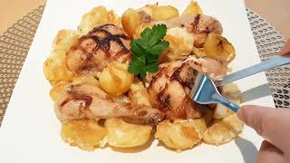 Курочка с картошкой в духовке Вкусно и быстро!  Chicken with potatoes in the oven Tasty and fast!