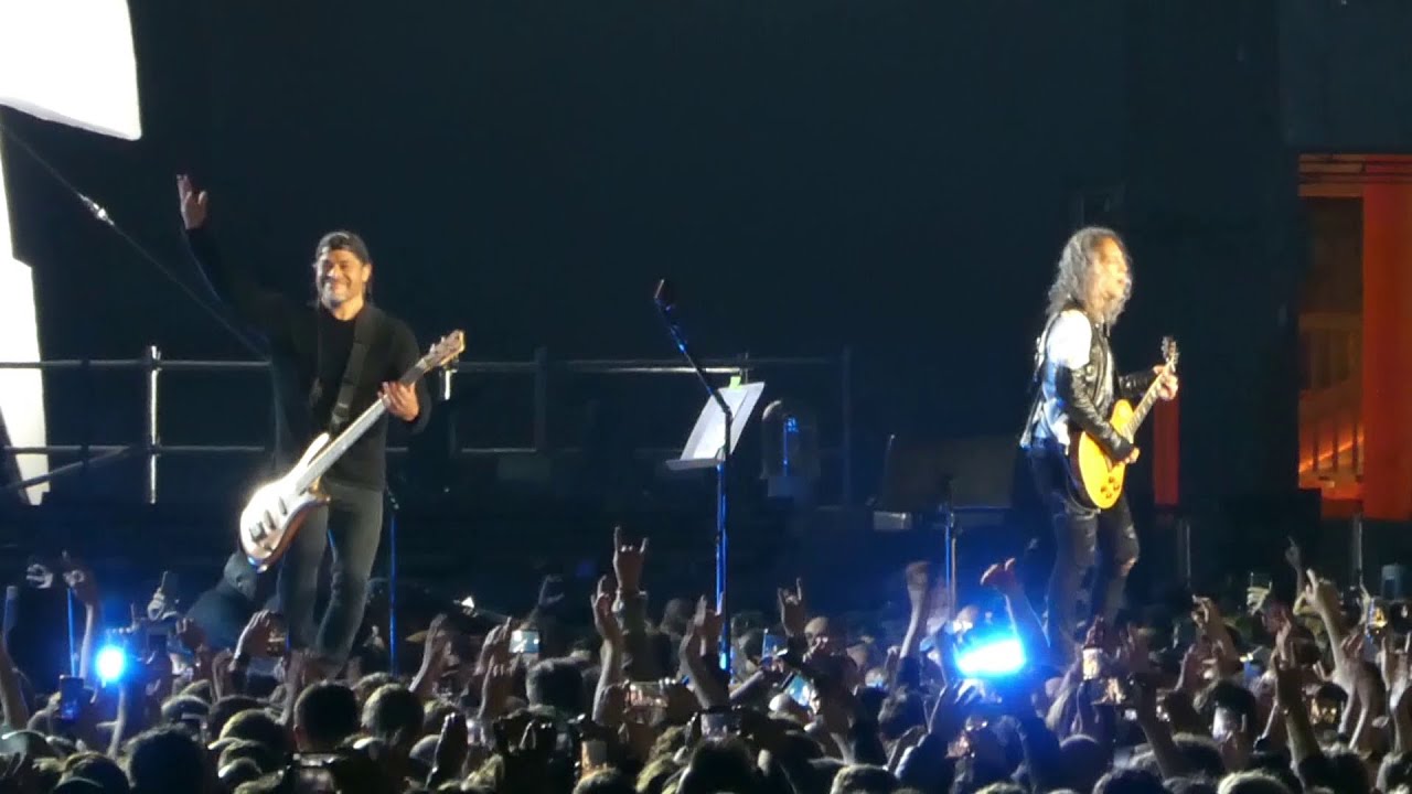 MetallicA - Doodle w/ Ma gueule Johnny Hallyday @ Stade de France Paris 12 mai 2019 - DVD multicam