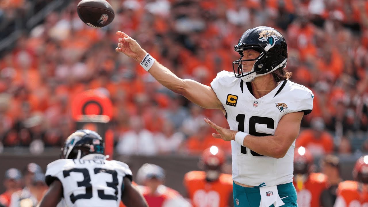 Trevor Lawrence's best throws from 3-TD game vs. Bengals | Week 2 - YouTube