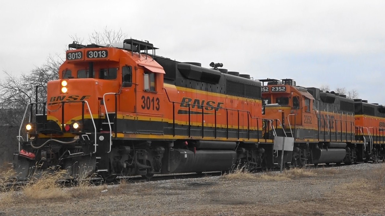 IAIS Freight Meets BNSF EMD's, Moline, IL 2/6/26