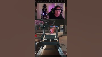 1 HP? No problem! #shorts #apexlegends #apexlegendsclips