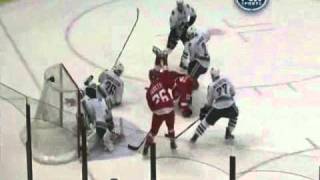 Detroits Pavel Datsyuk Breaks Hand 12-22 During 1st Period