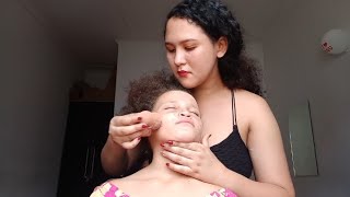 Asmr- Relaxing Funny makeup and hairplay with my Aunt / #asmrsounds #subscribetomychannel