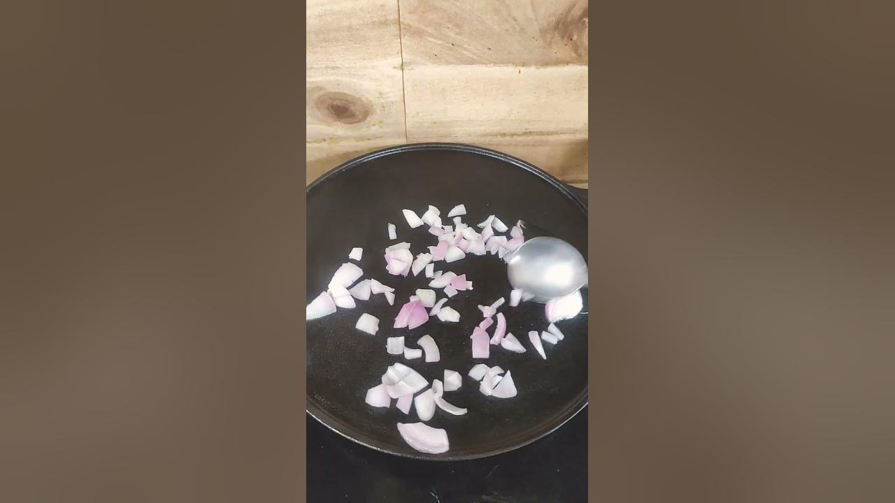 how-to-use-cast-iron-tawa-for-the-first-time-youtube