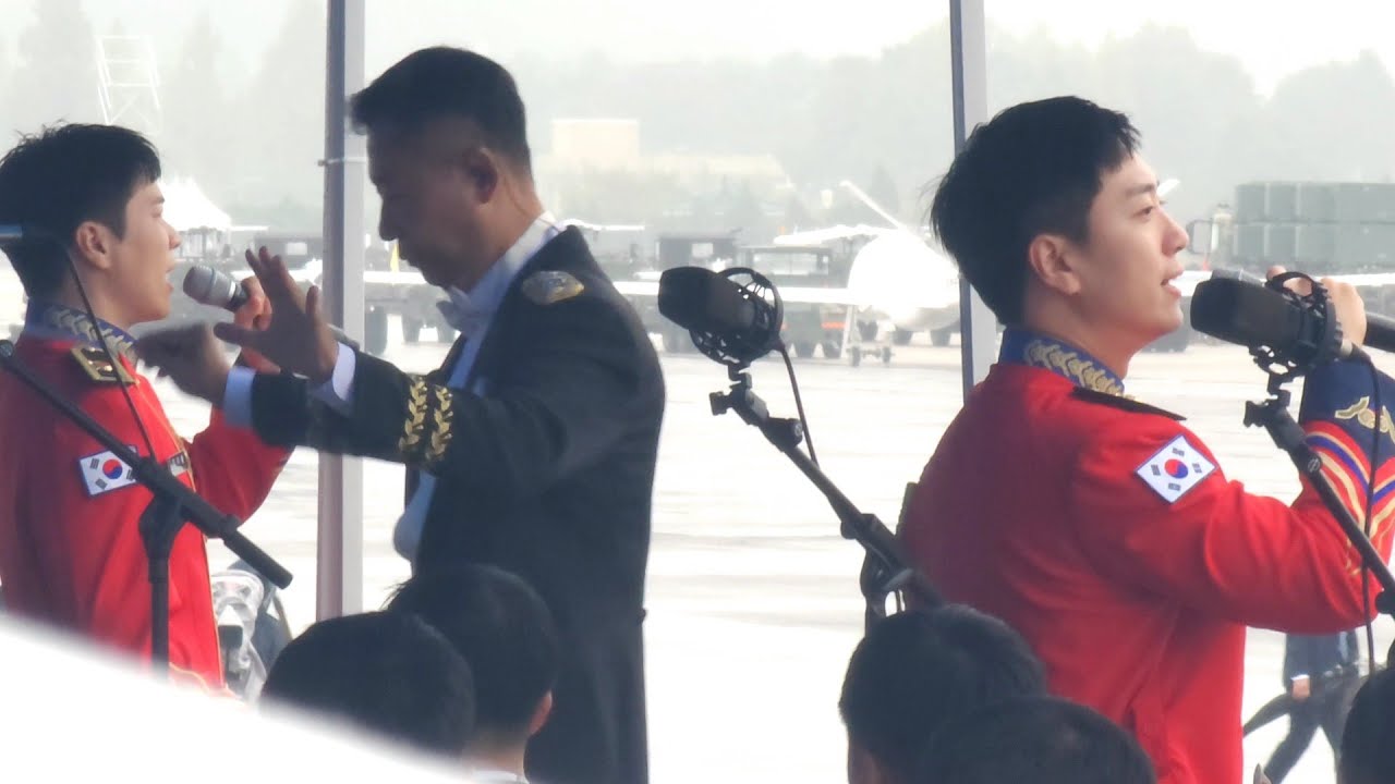 241001 포레스텔라 #고우림 상병 (x 김지훈 상병) 건군 76주년 국군의날 기념식 [강한국군, 국민과함께]