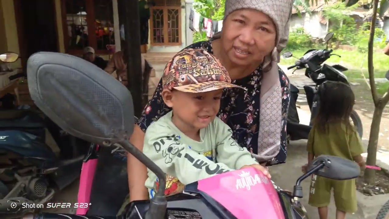 Karnaval Madrasah Hidayatusibyan desa  Srengseng 