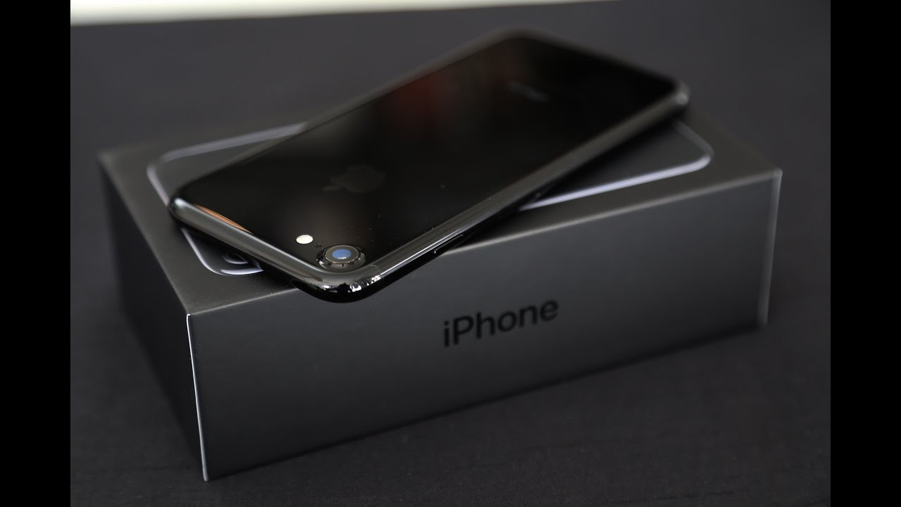 Jet Black Iphone 7 Unboxing And First Impressions Hd Youtube