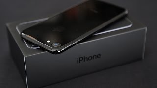 Jet Black iPhone 7 Unboxing and First Impressions (HD)