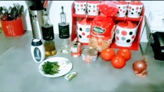 طريقة بسيطة لتحضير مكرونة بالتونة و الصوص ديال الطماطم