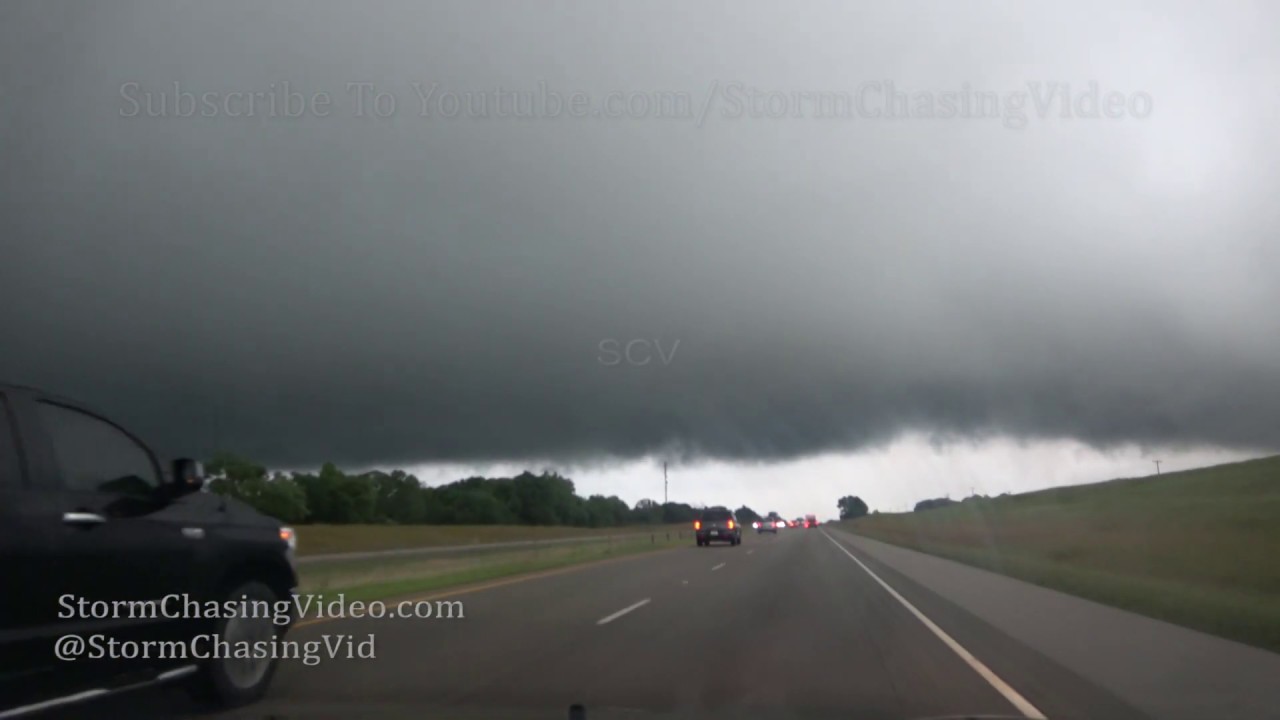 Jewett, TX Wall Cloud & Lightning - 5/18/2019