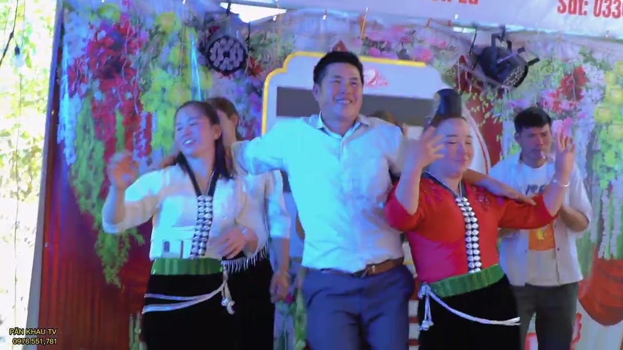 MẾT CỠ NHÀ GÁI DANCE MỪNG LỄ VU QUY [ DIỆP VHAO - HOÀNG TÙNG ] TẠI BẢN SUỐI TÙ,PẮC NGÀ , SƠN LA