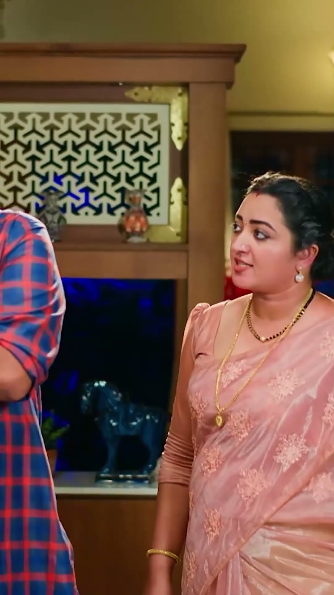 #Janaki കുഞ്ഞിനെ തട്ടിക്കൊണ്ടുപോകാൻ മാത്രം ചീപ്പല്ല തമ്പി