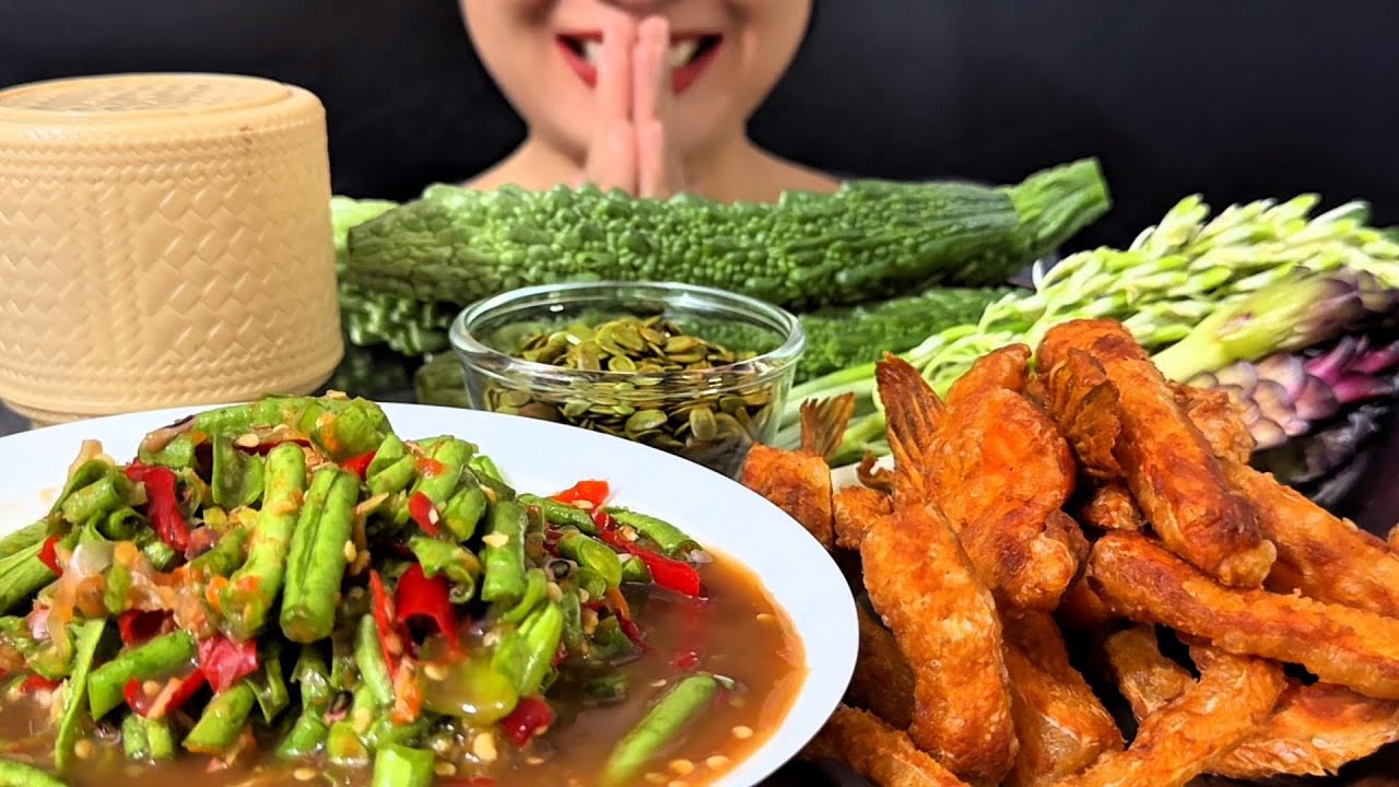 Thaifood ASMR ตำถั่ว ท้องแซลมอนทอดกรอบ ข้าวเหนียว Green beans salad,Fried salmon belly MUKBANG show