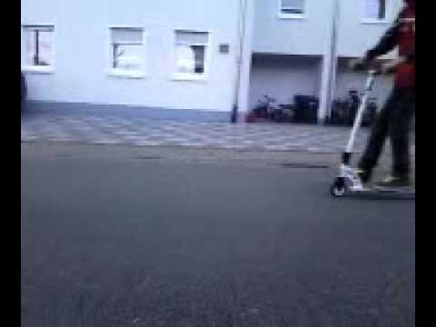 Scooter tricks für anfänger mit erklärung teil1 - YouTube