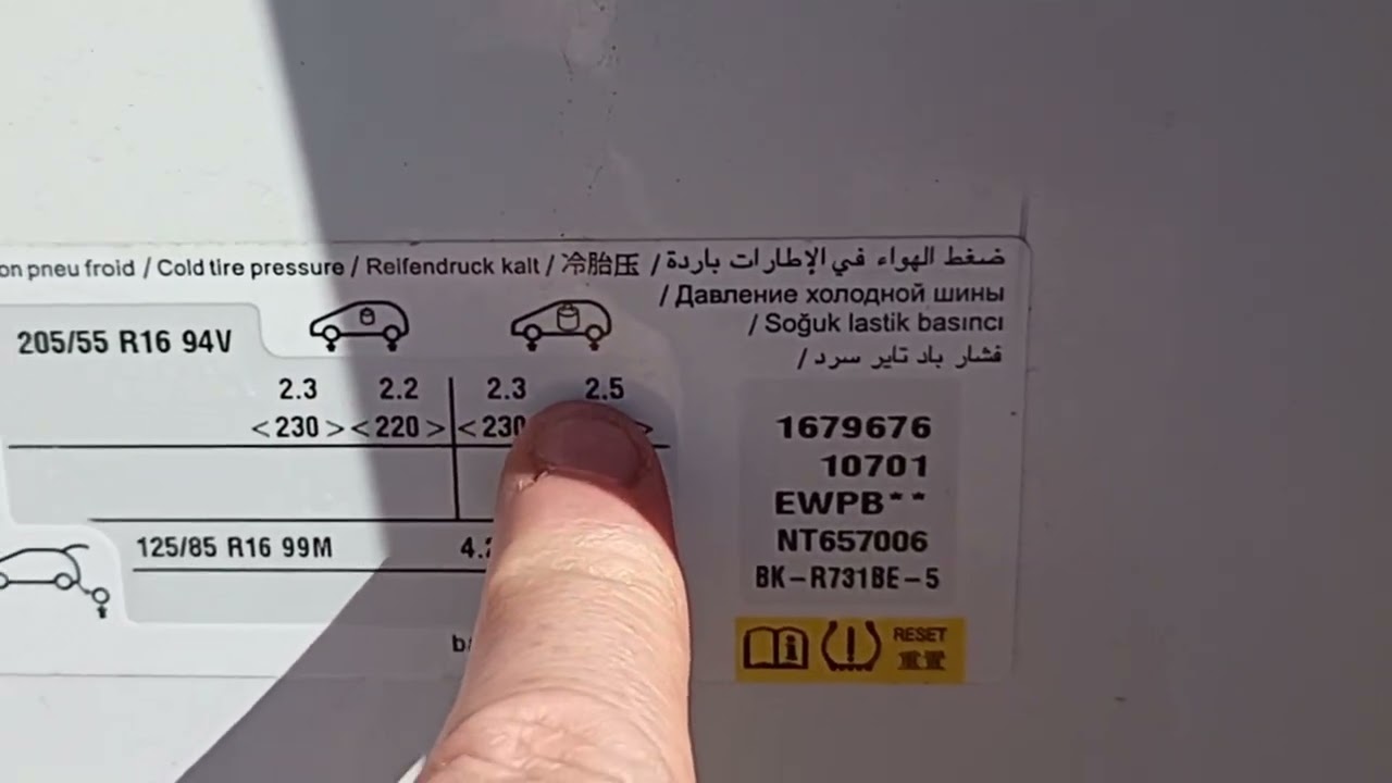 Citroen Car Tyre Pressure Check and Turn Off Warning Light