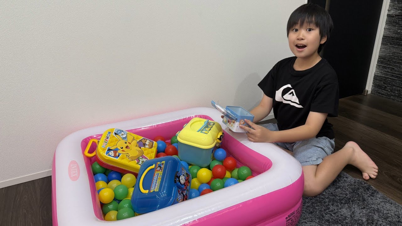 レオくん レオくんがたくさんの宝箱をあけてみた！Part8 レオスマイル - YouTube