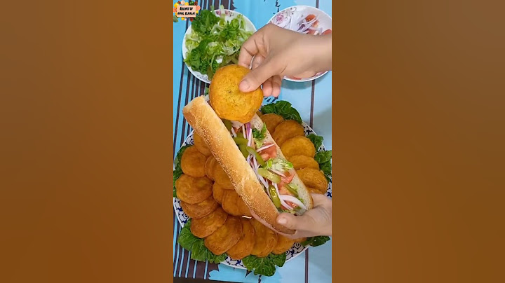 ساندوتش معقودة البطاطس😋#معقودة_البطاطس #مملحات #shortsvideo #shortvideo #shorts #short #moroccanfood