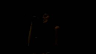 Ana Cañas - Retrato em branco e preto
