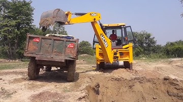 Loading Soil Tractor Sonalika ll  Backhoe 3DX Machine Front Bucket Loading