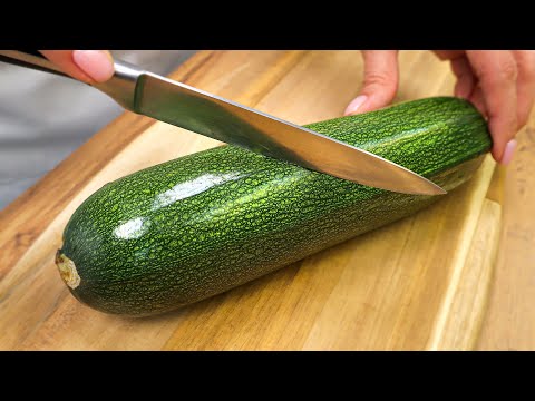 I make these zucchini every weekend! New recipe for zucchini with peppers!