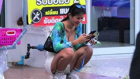 VERY BEAUTIFUL THAI GIRLS in PATTAYA STREET Scenes 4k, THAILAND 2025