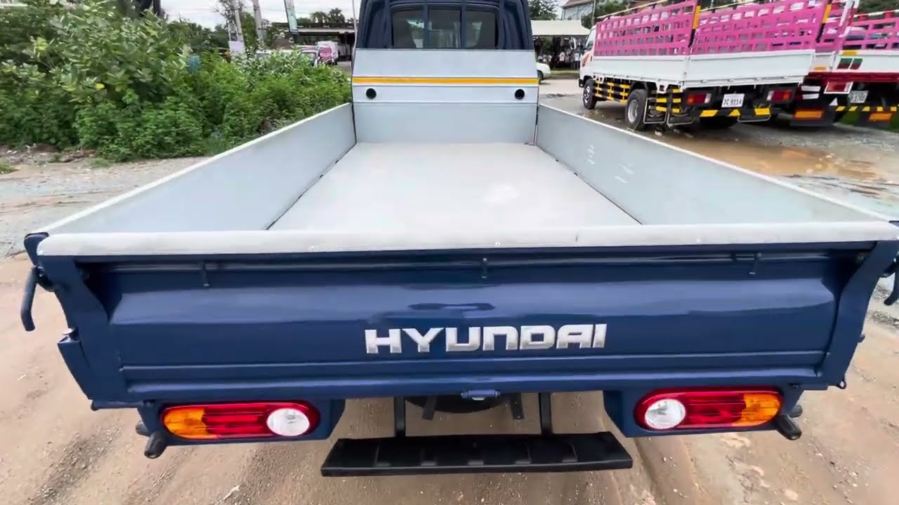 ឡានលក់ ហុីយុនដាយ1តោនឆ្នាំ05ក្រដាស់ពន្ធតំលៃ8900$ចរចារ012219199 069219199 0712219199។