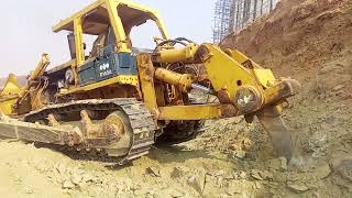 #smartengineer's#bulldozer operation#komatsud155#Ripper work#hard area#heavyequipment#highpower