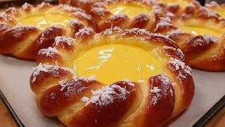 Brilliant trick! Fluffy yeast rolls with vanilla cream and coconut! Perfect with coffee ☕🥥 screenshot 1