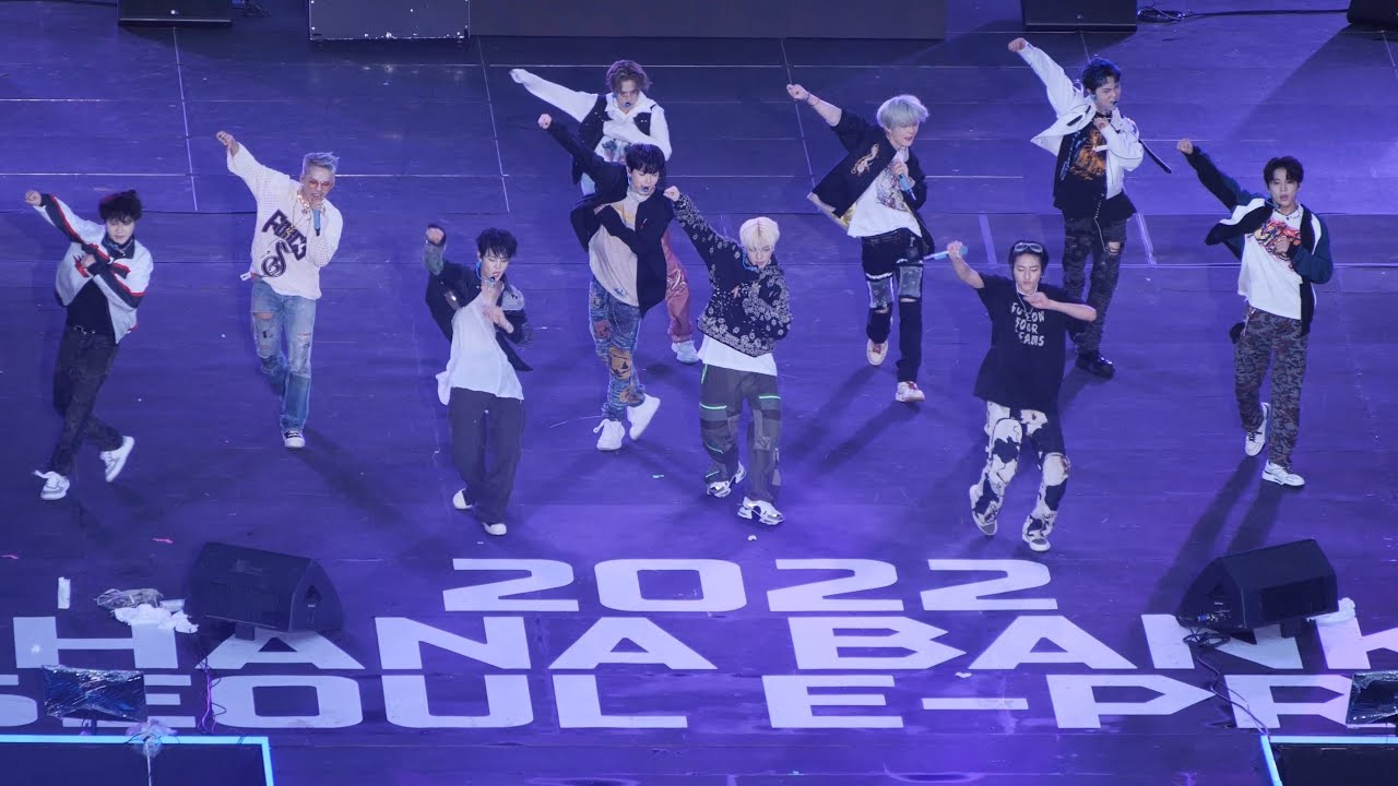 220813 트레저(TREASURE) 데뷔곡 - BOY  4K Cam (SEOUL E-PRIX)